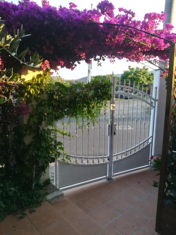 Tirso B&B Тортоли Экстерьер фото